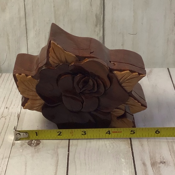Hand Carved Multi Tone Wood Rose Puzzle Trinket Box - Picture 4 of 9